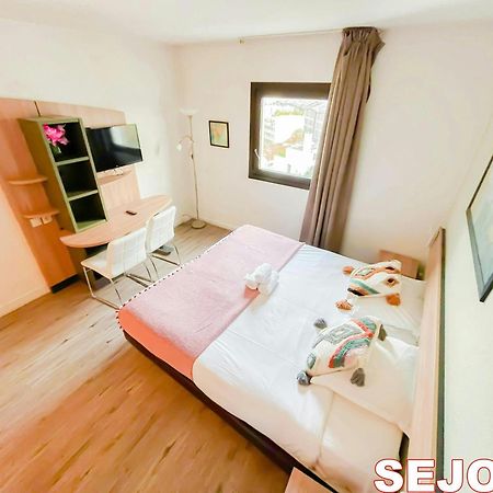 5 Minutes Du Zenith - Studio Chic Pantin Dış mekan fotoğraf