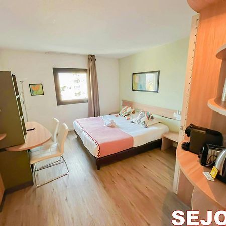 5 Minutes Du Zenith - Studio Chic Pantin Dış mekan fotoğraf