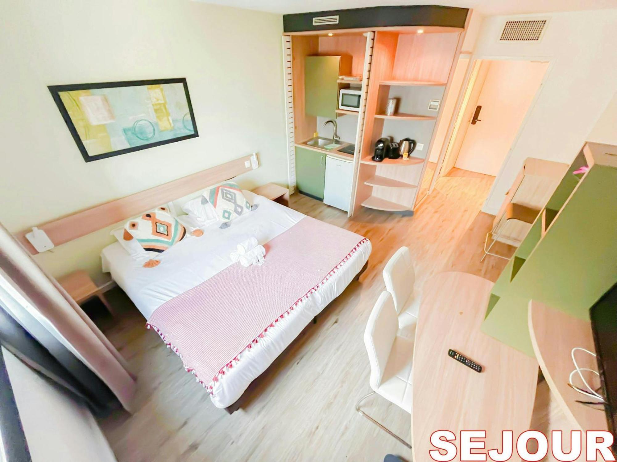 5 Minutes Du Zenith - Studio Chic Pantin Dış mekan fotoğraf